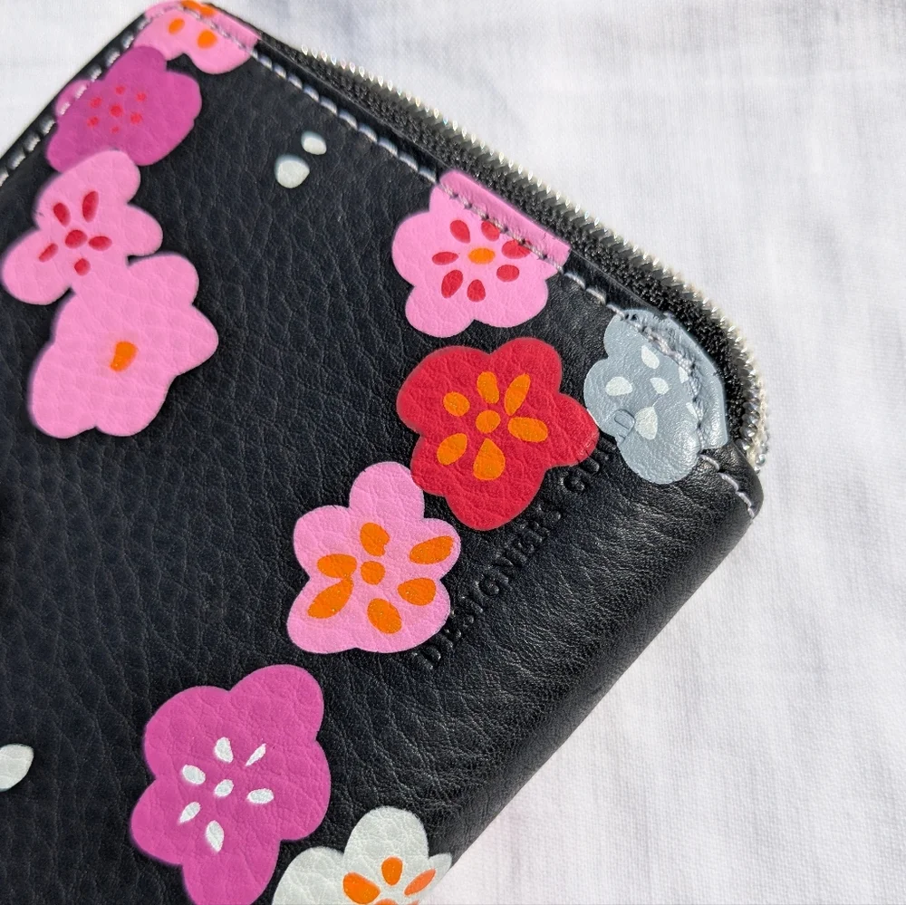 Wallet with Flowers on Black Background Pink Interior Designers Guild